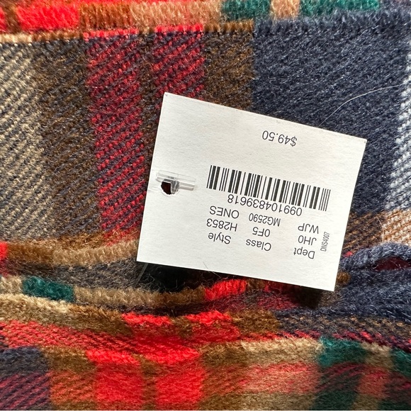 New jcrew scarf - Picture 3 of 3